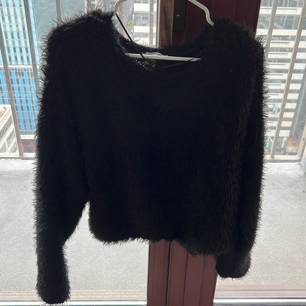 ZARA- furry fuzzy top